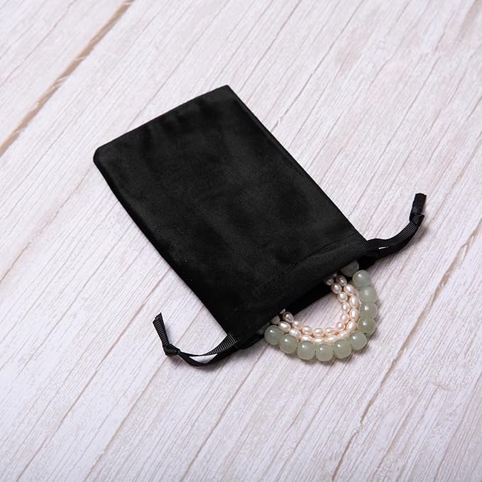 12pcs Black Velvet Drawstring Bags 4x6 inches Small Velvet Cloth Gift Bags Jewelry Pouches for Storage Wedding Party Favor Christmas