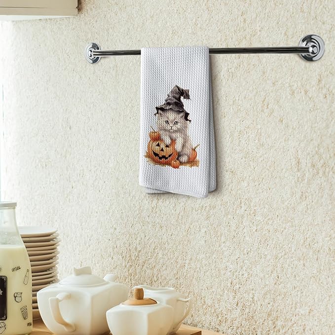 TNUW Halloween Cat Kitchen Towel - 16X24In, Halloween Cat Pumpkin Towels for Kitchen Bathroom Decor, Fall Autumn Animal Decorative Hand Towel for Bathroom Decor