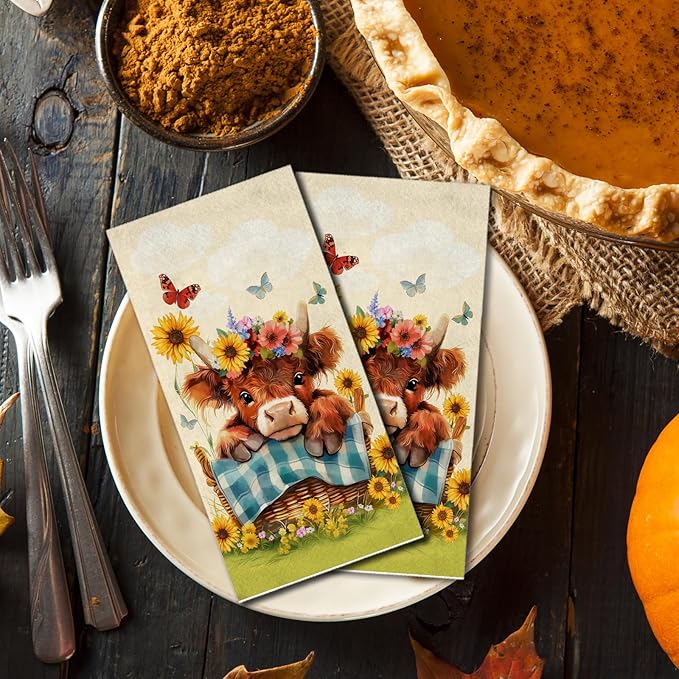 100 Pcs Highland Cow Napkins Fall Disposable Hand Towels for Bathroom Kitchen Cute Highland Cow Thanksgiving Decorative Napkins for Farmhouse Autumn Harvest Party Decor