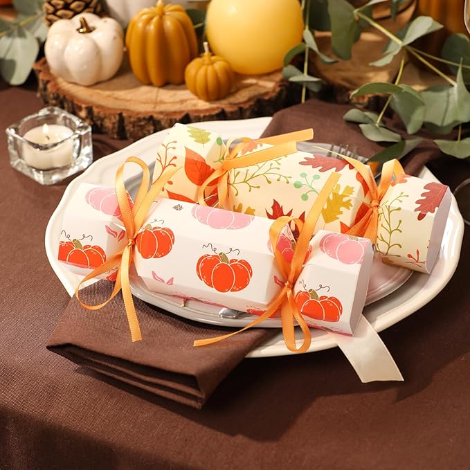 Xinnun 50 Packs Thanksgiving Cracker Kit No Snap Party Table Favors Pumpkin Maple Leaf DIY Thanksgiving Party Cracker Candy Boxes for Holiday Dinner Decoration Gift (Pumpkin Maple Leaf)
