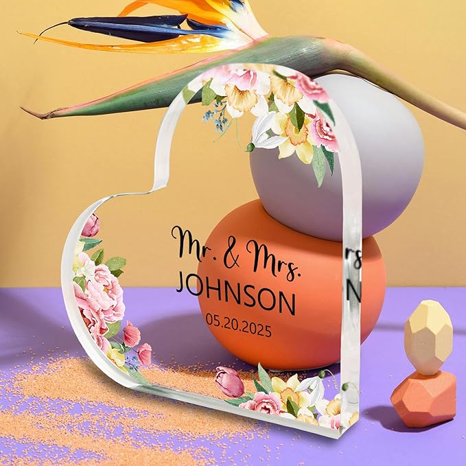 Custom Wedding Heart Acrylic Plaque,Mr & Mrs Cake Topper,Personalized Wedding Keepsake/Gift/Sign (Style 3)