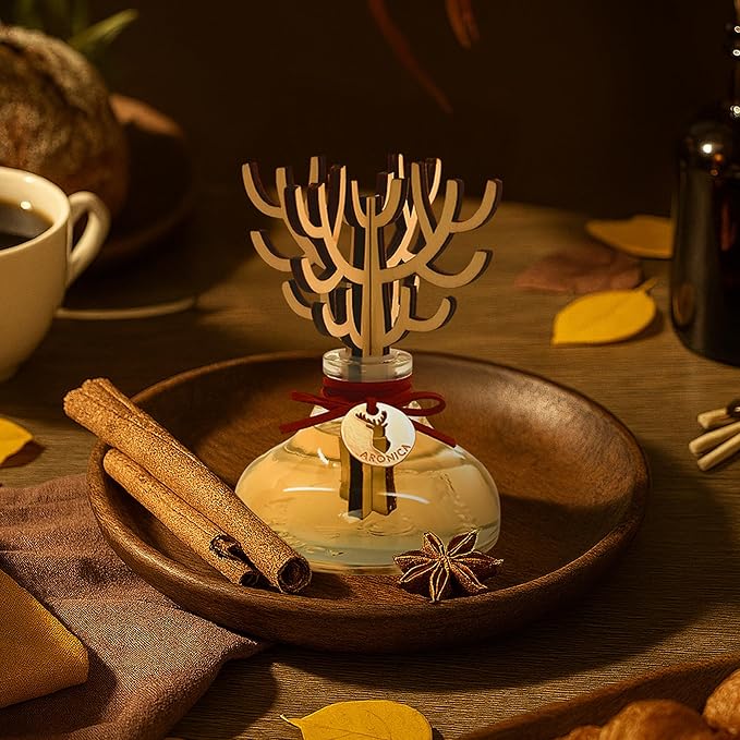 Aronica Christmas Tree Diffuser - Hollyberry Scent, Christmas Decorations Red Reed Diffuser, Cinnamon Smell Holiday Apartment Essentials, Navidad Winter Scented Aromas Home