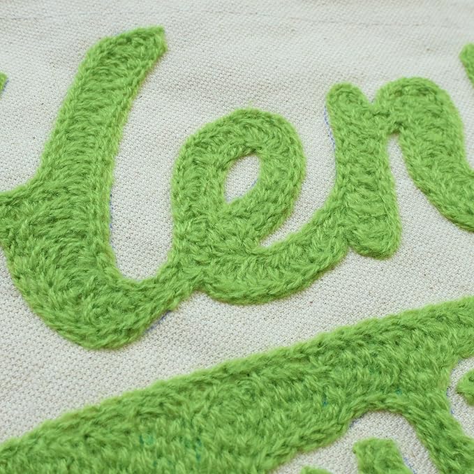 Custom Name Hand Embroidered Pennant, Personalized Baby Name Hand-Stitched Banner Flag for Nursery, Customized Embroidered Triangle Canvas Flag for Baby Shower Birthday Party Wall Decor