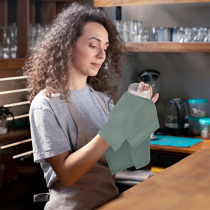 Utopia Home [24 Pack, Light Grey] Cloth Napkins 17x17 Inches, 100% Polyester Hemmed Edges, Washable and Reusable Ideal for Parties, Weddings and Dinners