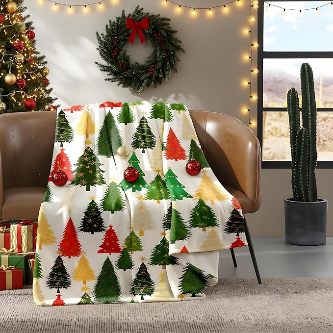 Christmas Fleece Throw Blanket – 300GSM Soft and Cozy Holiday Blanket for Sofa, Bed, Couch – Xmas Decorative Flannel Blanket, W50 x L70in